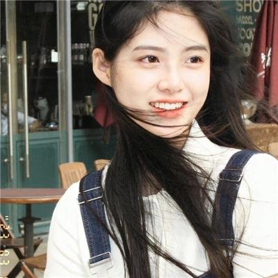 马路对面的房子